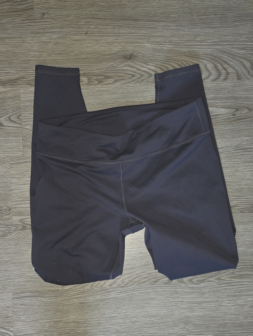 129 - Fabletics Charcoal High-Rise Performance Leggings Capri Length